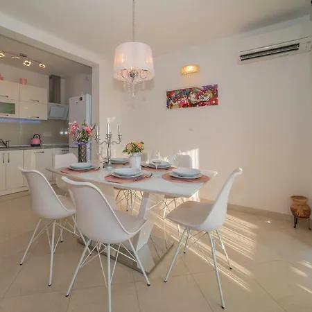 公寓 Ma-la 特罗吉尔