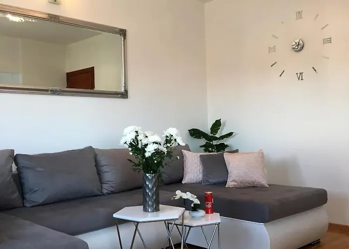 Ma-la Apartment